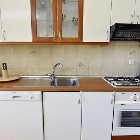 Mit Zwei Schlafzimmern In Strandnaehe By Interhome Apartmán *
