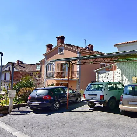 Mit Zwei Schlafzimmern In Strandnaehe By Interhome * Bašanija