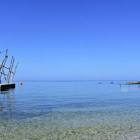 Mit Zwei Schlafzimmern In Strandnaehe By Interhome Apartmán Bašanija